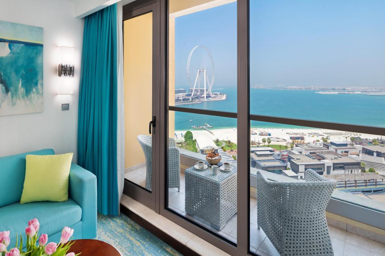 Ja Ocean View Hotel, Jumeirah Beach Dubai Esterno foto A room at Jumeirah Beach Hotel